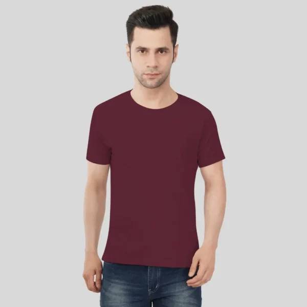 Maroon Solid Round Neck Tshirt