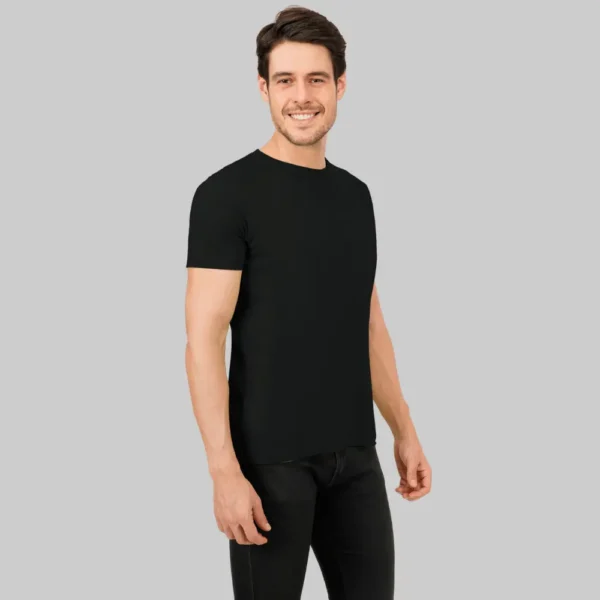 5-2.webp Black Solid Round Neck Men Tshirts